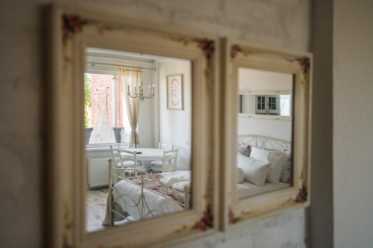 Vintage Lounge Studio By The Sea In Λιέπαγια Εξωτερικό φωτογραφία